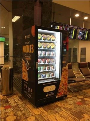 Automat z makaronem
